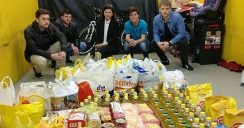 Rotaract i JCI uručili uskršnju donaciju udruzi MoST Uskršnja košarica