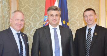 Sjednica Vlade u Splitu 3. svibnja Opara kod Plenkovića