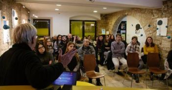 Natječaj za program i suradnike u programu Kluba Zona Klub Zona