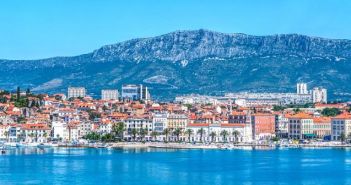 Program Sudamje za četvrtak, 3. svibnja – program Neka Riva u cviću pliva prebačen u petak kafić