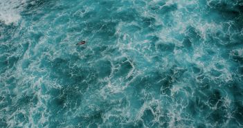 25-godišnji njemački državljanin ozlijeđen u nesreći na moru surfer more
