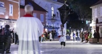 Održana procesija ‘Za križen’