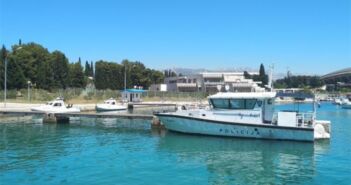 Split: Pomorska policija iz mora izvukla 50-godišnjeg Poljaka, pa ga kazneno prijavila