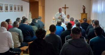 Nadbiskup Barišić na Uskrs predvodio misu u splitskom zatvoru