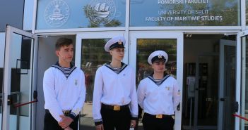 Trojica studenata iz Ukrajine na Pomorskom fakultetu u Splitu Ukrajinski studenti