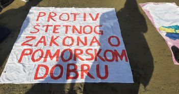 Prosvjed Bačvice