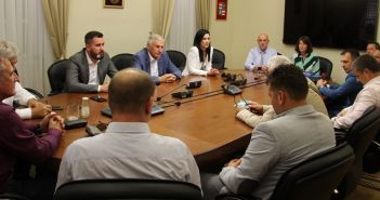 Potpisani ugovori o zajedničkom financiranju dodatnih medicinskih timova u turističkoj sezoni