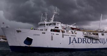 Tri pomorca Jadrolinije iz Splita i Zadra poginuli u Malom Lošinju, jedan teško ozlijeđen